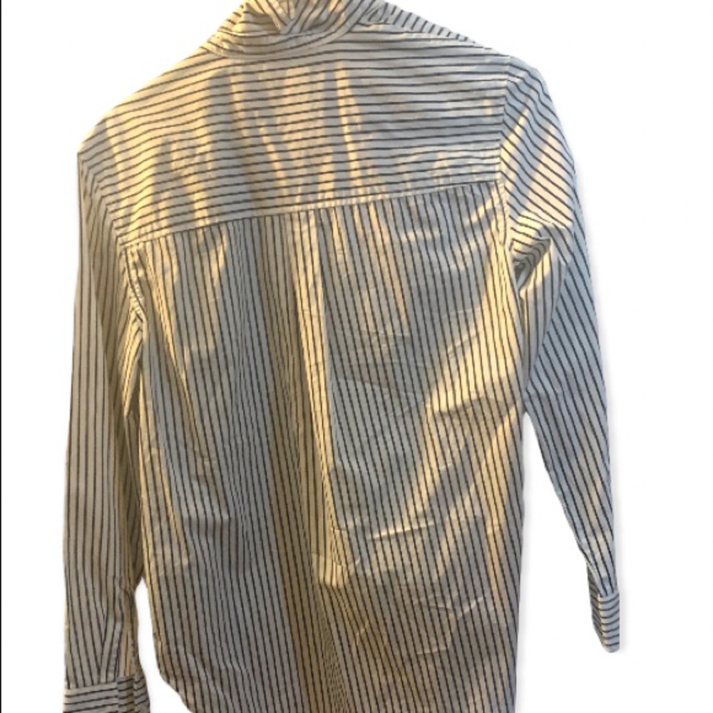 Black and White Striped Button Down Long Sleeve Shirt